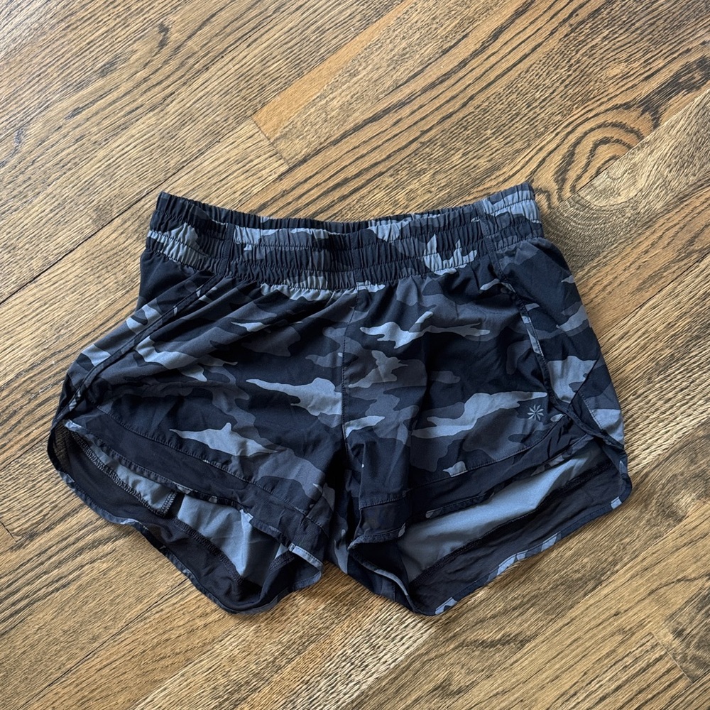 Athleta mesh racer running shorts